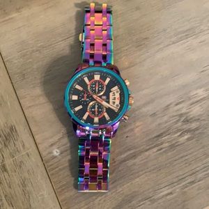 Men’s iridescent chronographic watch